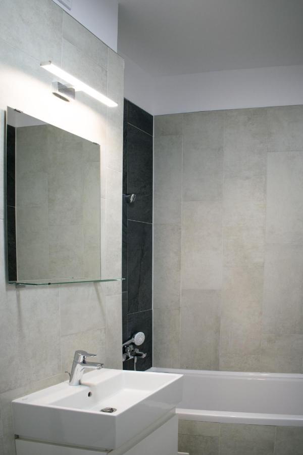טימישוארה Iulius Town Residence מראה חיצוני תמונה